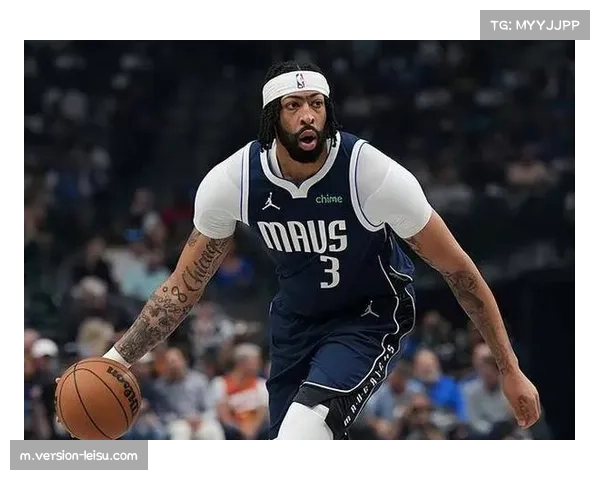 独行侠七人得分上双，浓眉25分10篮板助湖人迎赛季首胜