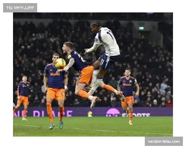 热刺九轮不胜仅积29分 距离降级区仅4分保级警报拉响